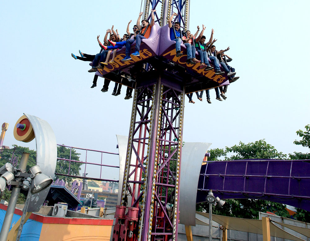 Worlds of Wonder Amusement Park ride - 25